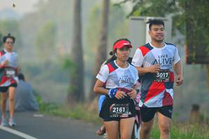 BIB: 3017, 2161
                            <button type="button" onclick="openModal(6402982)" class="btn btn-primary btn-sm float-right btn-popup" data-toggle="modal" data-target=".modal-high-quality">
                        <i class="fas fa-shopping-cart"></i> Add to Cart
                    </button>
                                            <button type="button" onclick="isThisMe(6402982, true)" class="btn btn-success btn-sm float-right btn-popup btn-isme hidden" data-toggle="tooltip" data-placement="bottom" title="นี่คือรูปของคุณใช่ไหม คลิกที่นี่เพื่อเอาเข้าอัลบั้ม">
                        <i class="fas fa-plus"></i> Add to album
                    </button>
                    <button type="button" onclick="isThisMe(6402982, false)" class="btn btn-warning btn-sm float-right btn-popup btn-isnotme hidden">
                        <i class="fas fa-ban"></i> Remove from album
                    </button>