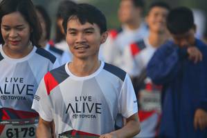 BIB: 6178
                            <button type="button" onclick="openModal(6413267)" class="btn btn-primary btn-sm float-right btn-popup" data-toggle="modal" data-target=".modal-high-quality">
                        <i class="fas fa-shopping-cart"></i> Add to Cart
                    </button>
                                            <button type="button" onclick="isThisMe(6413267, true)" class="btn btn-success btn-sm float-right btn-popup btn-isme hidden" data-toggle="tooltip" data-placement="bottom" title="นี่คือรูปของคุณใช่ไหม คลิกที่นี่เพื่อเอาเข้าอัลบั้ม">
                        <i class="fas fa-plus"></i> Add to album
                    </button>
                    <button type="button" onclick="isThisMe(6413267, false)" class="btn btn-warning btn-sm float-right btn-popup btn-isnotme hidden">
                        <i class="fas fa-ban"></i> Remove from album
                    </button>