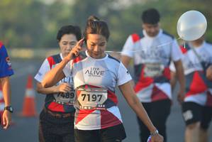 BIB: 7489, 7197
                            <button type="button" onclick="openModal(6404774)" class="btn btn-primary btn-sm float-right btn-popup" data-toggle="modal" data-target=".modal-high-quality">
                        <i class="fas fa-shopping-cart"></i> Add to Cart
                    </button>
                                            <button type="button" onclick="isThisMe(6404774, true)" class="btn btn-success btn-sm float-right btn-popup btn-isme hidden" data-toggle="tooltip" data-placement="bottom" title="นี่คือรูปของคุณใช่ไหม คลิกที่นี่เพื่อเอาเข้าอัลบั้ม">
                        <i class="fas fa-plus"></i> Add to album
                    </button>
                    <button type="button" onclick="isThisMe(6404774, false)" class="btn btn-warning btn-sm float-right btn-popup btn-isnotme hidden">
                        <i class="fas fa-ban"></i> Remove from album
                    </button>