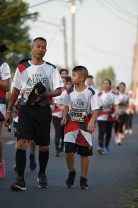 BIB: 6938
                            <button type="button" onclick="openModal(6382639)" class="btn btn-primary btn-sm float-right btn-popup" data-toggle="modal" data-target=".modal-high-quality">
                        <i class="fas fa-shopping-cart"></i> Add to Cart
                    </button>
                                            <button type="button" onclick="isThisMe(6382639, true)" class="btn btn-success btn-sm float-right btn-popup btn-isme hidden" data-toggle="tooltip" data-placement="bottom" title="นี่คือรูปของคุณใช่ไหม คลิกที่นี่เพื่อเอาเข้าอัลบั้ม">
                        <i class="fas fa-plus"></i> Add to album
                    </button>
                    <button type="button" onclick="isThisMe(6382639, false)" class="btn btn-warning btn-sm float-right btn-popup btn-isnotme hidden">
                        <i class="fas fa-ban"></i> Remove from album
                    </button>