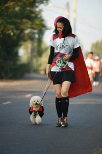 BIB: 6106
                            <button type="button" onclick="openModal(6387393)" class="btn btn-primary btn-sm float-right btn-popup" data-toggle="modal" data-target=".modal-high-quality">
                        <i class="fas fa-shopping-cart"></i> Add to Cart
                    </button>
                                            <button type="button" onclick="isThisMe(6387393, true)" class="btn btn-success btn-sm float-right btn-popup btn-isme hidden" data-toggle="tooltip" data-placement="bottom" title="นี่คือรูปของคุณใช่ไหม คลิกที่นี่เพื่อเอาเข้าอัลบั้ม">
                        <i class="fas fa-plus"></i> Add to album
                    </button>
                    <button type="button" onclick="isThisMe(6387393, false)" class="btn btn-warning btn-sm float-right btn-popup btn-isnotme hidden">
                        <i class="fas fa-ban"></i> Remove from album
                    </button>