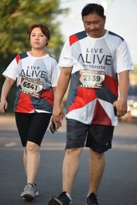 BIB: 7139, 6541
                            <button type="button" onclick="openModal(6387976)" class="btn btn-primary btn-sm float-right btn-popup" data-toggle="modal" data-target=".modal-high-quality">
                        <i class="fas fa-shopping-cart"></i> Add to Cart
                    </button>
                                            <button type="button" onclick="isThisMe(6387976, true)" class="btn btn-success btn-sm float-right btn-popup btn-isme hidden" data-toggle="tooltip" data-placement="bottom" title="นี่คือรูปของคุณใช่ไหม คลิกที่นี่เพื่อเอาเข้าอัลบั้ม">
                        <i class="fas fa-plus"></i> Add to album
                    </button>
                    <button type="button" onclick="isThisMe(6387976, false)" class="btn btn-warning btn-sm float-right btn-popup btn-isnotme hidden">
                        <i class="fas fa-ban"></i> Remove from album
                    </button>