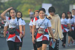 BIB: 6756
                            <button type="button" onclick="openModal(6403375)" class="btn btn-primary btn-sm float-right btn-popup" data-toggle="modal" data-target=".modal-high-quality">
                        <i class="fas fa-shopping-cart"></i> Add to Cart
                    </button>
                                            <button type="button" onclick="isThisMe(6403375, true)" class="btn btn-success btn-sm float-right btn-popup btn-isme hidden" data-toggle="tooltip" data-placement="bottom" title="นี่คือรูปของคุณใช่ไหม คลิกที่นี่เพื่อเอาเข้าอัลบั้ม">
                        <i class="fas fa-plus"></i> Add to album
                    </button>
                    <button type="button" onclick="isThisMe(6403375, false)" class="btn btn-warning btn-sm float-right btn-popup btn-isnotme hidden">
                        <i class="fas fa-ban"></i> Remove from album
                    </button>