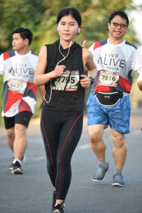 BIB: 7816, 1795, 6257
                            <button type="button" onclick="openModal(6385735)" class="btn btn-primary btn-sm float-right btn-popup" data-toggle="modal" data-target=".modal-high-quality">
                        <i class="fas fa-shopping-cart"></i> Add to Cart
                    </button>
                                            <button type="button" onclick="isThisMe(6385735, true)" class="btn btn-success btn-sm float-right btn-popup btn-isme hidden" data-toggle="tooltip" data-placement="bottom" title="นี่คือรูปของคุณใช่ไหม คลิกที่นี่เพื่อเอาเข้าอัลบั้ม">
                        <i class="fas fa-plus"></i> Add to album
                    </button>
                    <button type="button" onclick="isThisMe(6385735, false)" class="btn btn-warning btn-sm float-right btn-popup btn-isnotme hidden">
                        <i class="fas fa-ban"></i> Remove from album
                    </button>