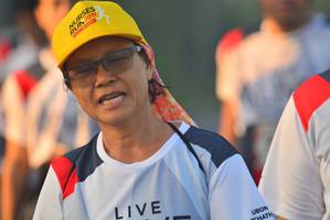 BIB: 201
                            <button type="button" onclick="openModal(6412819)" class="btn btn-primary btn-sm float-right btn-popup" data-toggle="modal" data-target=".modal-high-quality">
                        <i class="fas fa-shopping-cart"></i> Add to Cart
                    </button>
                                            <button type="button" onclick="isThisMe(6412819, true)" class="btn btn-success btn-sm float-right btn-popup btn-isme hidden" data-toggle="tooltip" data-placement="bottom" title="นี่คือรูปของคุณใช่ไหม คลิกที่นี่เพื่อเอาเข้าอัลบั้ม">
                        <i class="fas fa-plus"></i> Add to album
                    </button>
                    <button type="button" onclick="isThisMe(6412819, false)" class="btn btn-warning btn-sm float-right btn-popup btn-isnotme hidden">
                        <i class="fas fa-ban"></i> Remove from album
                    </button>