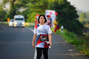 BIB: 3163
                            <button type="button" onclick="openModal(6388089)" class="btn btn-primary btn-sm float-right btn-popup" data-toggle="modal" data-target=".modal-high-quality">
                        <i class="fas fa-shopping-cart"></i> Add to Cart
                    </button>
                                            <button type="button" onclick="isThisMe(6388089, true)" class="btn btn-success btn-sm float-right btn-popup btn-isme hidden" data-toggle="tooltip" data-placement="bottom" title="นี่คือรูปของคุณใช่ไหม คลิกที่นี่เพื่อเอาเข้าอัลบั้ม">
                        <i class="fas fa-plus"></i> Add to album
                    </button>
                    <button type="button" onclick="isThisMe(6388089, false)" class="btn btn-warning btn-sm float-right btn-popup btn-isnotme hidden">
                        <i class="fas fa-ban"></i> Remove from album
                    </button>