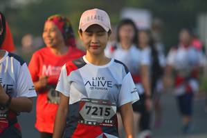 BIB: 7215
                            <button type="button" onclick="openModal(6414791)" class="btn btn-primary btn-sm float-right btn-popup" data-toggle="modal" data-target=".modal-high-quality">
                        <i class="fas fa-shopping-cart"></i> Add to Cart
                    </button>
                                            <button type="button" onclick="isThisMe(6414791, true)" class="btn btn-success btn-sm float-right btn-popup btn-isme hidden" data-toggle="tooltip" data-placement="bottom" title="นี่คือรูปของคุณใช่ไหม คลิกที่นี่เพื่อเอาเข้าอัลบั้ม">
                        <i class="fas fa-plus"></i> Add to album
                    </button>
                    <button type="button" onclick="isThisMe(6414791, false)" class="btn btn-warning btn-sm float-right btn-popup btn-isnotme hidden">
                        <i class="fas fa-ban"></i> Remove from album
                    </button>