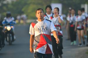 BIB: 
                            <button type="button" onclick="openModal(6416489)" class="btn btn-primary btn-sm float-right btn-popup" data-toggle="modal" data-target=".modal-high-quality">
                        <i class="fas fa-shopping-cart"></i> Add to Cart
                    </button>
                                            <button type="button" onclick="isThisMe(6416489, true)" class="btn btn-success btn-sm float-right btn-popup btn-isme hidden" data-toggle="tooltip" data-placement="bottom" title="นี่คือรูปของคุณใช่ไหม คลิกที่นี่เพื่อเอาเข้าอัลบั้ม">
                        <i class="fas fa-plus"></i> Add to album
                    </button>
                    <button type="button" onclick="isThisMe(6416489, false)" class="btn btn-warning btn-sm float-right btn-popup btn-isnotme hidden">
                        <i class="fas fa-ban"></i> Remove from album
                    </button>