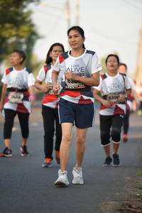 BIB: 650, 7438, 6390
                            <button type="button" onclick="openModal(6386332)" class="btn btn-primary btn-sm float-right btn-popup" data-toggle="modal" data-target=".modal-high-quality">
                        <i class="fas fa-shopping-cart"></i> Add to Cart
                    </button>
                                            <button type="button" onclick="isThisMe(6386332, true)" class="btn btn-success btn-sm float-right btn-popup btn-isme hidden" data-toggle="tooltip" data-placement="bottom" title="นี่คือรูปของคุณใช่ไหม คลิกที่นี่เพื่อเอาเข้าอัลบั้ม">
                        <i class="fas fa-plus"></i> Add to album
                    </button>
                    <button type="button" onclick="isThisMe(6386332, false)" class="btn btn-warning btn-sm float-right btn-popup btn-isnotme hidden">
                        <i class="fas fa-ban"></i> Remove from album
                    </button>