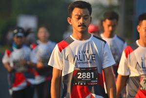 BIB: 2881, 128
                            <button type="button" onclick="openModal(6416604)" class="btn btn-primary btn-sm float-right btn-popup" data-toggle="modal" data-target=".modal-high-quality">
                        <i class="fas fa-shopping-cart"></i> Add to Cart
                    </button>
                                            <button type="button" onclick="isThisMe(6416604, true)" class="btn btn-success btn-sm float-right btn-popup btn-isme hidden" data-toggle="tooltip" data-placement="bottom" title="นี่คือรูปของคุณใช่ไหม คลิกที่นี่เพื่อเอาเข้าอัลบั้ม">
                        <i class="fas fa-plus"></i> Add to album
                    </button>
                    <button type="button" onclick="isThisMe(6416604, false)" class="btn btn-warning btn-sm float-right btn-popup btn-isnotme hidden">
                        <i class="fas fa-ban"></i> Remove from album
                    </button>