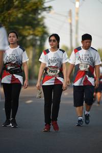 BIB: 7131, 7907
                            <button type="button" onclick="openModal(6386098)" class="btn btn-primary btn-sm float-right btn-popup" data-toggle="modal" data-target=".modal-high-quality">
                        <i class="fas fa-shopping-cart"></i> Add to Cart
                    </button>
                                            <button type="button" onclick="isThisMe(6386098, true)" class="btn btn-success btn-sm float-right btn-popup btn-isme hidden" data-toggle="tooltip" data-placement="bottom" title="นี่คือรูปของคุณใช่ไหม คลิกที่นี่เพื่อเอาเข้าอัลบั้ม">
                        <i class="fas fa-plus"></i> Add to album
                    </button>
                    <button type="button" onclick="isThisMe(6386098, false)" class="btn btn-warning btn-sm float-right btn-popup btn-isnotme hidden">
                        <i class="fas fa-ban"></i> Remove from album
                    </button>