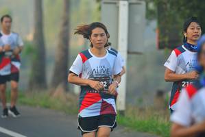 BIB: 
                            <button type="button" onclick="openModal(6403736)" class="btn btn-primary btn-sm float-right btn-popup" data-toggle="modal" data-target=".modal-high-quality">
                        <i class="fas fa-shopping-cart"></i> Add to Cart
                    </button>
                                            <button type="button" onclick="isThisMe(6403736, true)" class="btn btn-success btn-sm float-right btn-popup btn-isme hidden" data-toggle="tooltip" data-placement="bottom" title="นี่คือรูปของคุณใช่ไหม คลิกที่นี่เพื่อเอาเข้าอัลบั้ม">
                        <i class="fas fa-plus"></i> Add to album
                    </button>
                    <button type="button" onclick="isThisMe(6403736, false)" class="btn btn-warning btn-sm float-right btn-popup btn-isnotme hidden">
                        <i class="fas fa-ban"></i> Remove from album
                    </button>