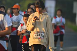 BIB: 7417, 7231
                            <button type="button" onclick="openModal(6417344)" class="btn btn-primary btn-sm float-right btn-popup" data-toggle="modal" data-target=".modal-high-quality">
                        <i class="fas fa-shopping-cart"></i> Add to Cart
                    </button>
                                            <button type="button" onclick="isThisMe(6417344, true)" class="btn btn-success btn-sm float-right btn-popup btn-isme hidden" data-toggle="tooltip" data-placement="bottom" title="นี่คือรูปของคุณใช่ไหม คลิกที่นี่เพื่อเอาเข้าอัลบั้ม">
                        <i class="fas fa-plus"></i> Add to album
                    </button>
                    <button type="button" onclick="isThisMe(6417344, false)" class="btn btn-warning btn-sm float-right btn-popup btn-isnotme hidden">
                        <i class="fas fa-ban"></i> Remove from album
                    </button>