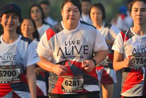 BIB: 673, 6700, 6281
                            <button type="button" onclick="openModal(6404509)" class="btn btn-primary btn-sm float-right btn-popup" data-toggle="modal" data-target=".modal-high-quality">
                        <i class="fas fa-shopping-cart"></i> Add to Cart
                    </button>
                                            <button type="button" onclick="isThisMe(6404509, true)" class="btn btn-success btn-sm float-right btn-popup btn-isme hidden" data-toggle="tooltip" data-placement="bottom" title="นี่คือรูปของคุณใช่ไหม คลิกที่นี่เพื่อเอาเข้าอัลบั้ม">
                        <i class="fas fa-plus"></i> Add to album
                    </button>
                    <button type="button" onclick="isThisMe(6404509, false)" class="btn btn-warning btn-sm float-right btn-popup btn-isnotme hidden">
                        <i class="fas fa-ban"></i> Remove from album
                    </button>