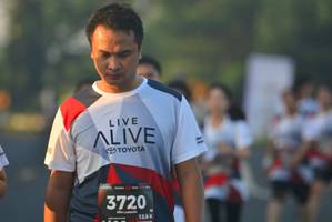 BIB: 3720, 128
                            <button type="button" onclick="openModal(6414507)" class="btn btn-primary btn-sm float-right btn-popup" data-toggle="modal" data-target=".modal-high-quality">
                        <i class="fas fa-shopping-cart"></i> Add to Cart
                    </button>
                                            <button type="button" onclick="isThisMe(6414507, true)" class="btn btn-success btn-sm float-right btn-popup btn-isme hidden" data-toggle="tooltip" data-placement="bottom" title="นี่คือรูปของคุณใช่ไหม คลิกที่นี่เพื่อเอาเข้าอัลบั้ม">
                        <i class="fas fa-plus"></i> Add to album
                    </button>
                    <button type="button" onclick="isThisMe(6414507, false)" class="btn btn-warning btn-sm float-right btn-popup btn-isnotme hidden">
                        <i class="fas fa-ban"></i> Remove from album
                    </button>