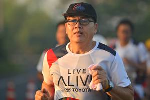 BIB: 
                            <button type="button" onclick="openModal(6413585)" class="btn btn-primary btn-sm float-right btn-popup" data-toggle="modal" data-target=".modal-high-quality">
                        <i class="fas fa-shopping-cart"></i> Add to Cart
                    </button>
                                            <button type="button" onclick="isThisMe(6413585, true)" class="btn btn-success btn-sm float-right btn-popup btn-isme hidden" data-toggle="tooltip" data-placement="bottom" title="นี่คือรูปของคุณใช่ไหม คลิกที่นี่เพื่อเอาเข้าอัลบั้ม">
                        <i class="fas fa-plus"></i> Add to album
                    </button>
                    <button type="button" onclick="isThisMe(6413585, false)" class="btn btn-warning btn-sm float-right btn-popup btn-isnotme hidden">
                        <i class="fas fa-ban"></i> Remove from album
                    </button>