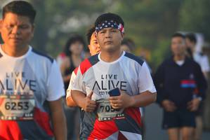 BIB: 6253, 705
                            <button type="button" onclick="openModal(6414365)" class="btn btn-primary btn-sm float-right btn-popup" data-toggle="modal" data-target=".modal-high-quality">
                        <i class="fas fa-shopping-cart"></i> Add to Cart
                    </button>
                                            <button type="button" onclick="isThisMe(6414365, true)" class="btn btn-success btn-sm float-right btn-popup btn-isme hidden" data-toggle="tooltip" data-placement="bottom" title="นี่คือรูปของคุณใช่ไหม คลิกที่นี่เพื่อเอาเข้าอัลบั้ม">
                        <i class="fas fa-plus"></i> Add to album
                    </button>
                    <button type="button" onclick="isThisMe(6414365, false)" class="btn btn-warning btn-sm float-right btn-popup btn-isnotme hidden">
                        <i class="fas fa-ban"></i> Remove from album
                    </button>