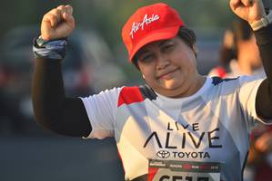 BIB: 2019
                            <button type="button" onclick="openModal(6416618)" class="btn btn-primary btn-sm float-right btn-popup" data-toggle="modal" data-target=".modal-high-quality">
                        <i class="fas fa-shopping-cart"></i> Add to Cart
                    </button>
                                            <button type="button" onclick="isThisMe(6416618, true)" class="btn btn-success btn-sm float-right btn-popup btn-isme hidden" data-toggle="tooltip" data-placement="bottom" title="นี่คือรูปของคุณใช่ไหม คลิกที่นี่เพื่อเอาเข้าอัลบั้ม">
                        <i class="fas fa-plus"></i> Add to album
                    </button>
                    <button type="button" onclick="isThisMe(6416618, false)" class="btn btn-warning btn-sm float-right btn-popup btn-isnotme hidden">
                        <i class="fas fa-ban"></i> Remove from album
                    </button>