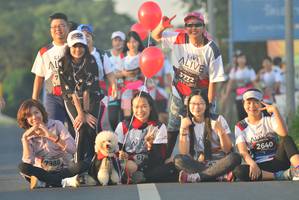 BIB: 3772, 2640, 7988
                            <button type="button" onclick="openModal(6417948)" class="btn btn-primary btn-sm float-right btn-popup" data-toggle="modal" data-target=".modal-high-quality">
                        <i class="fas fa-shopping-cart"></i> Add to Cart
                    </button>
                                            <button type="button" onclick="isThisMe(6417948, true)" class="btn btn-success btn-sm float-right btn-popup btn-isme hidden" data-toggle="tooltip" data-placement="bottom" title="นี่คือรูปของคุณใช่ไหม คลิกที่นี่เพื่อเอาเข้าอัลบั้ม">
                        <i class="fas fa-plus"></i> Add to album
                    </button>
                    <button type="button" onclick="isThisMe(6417948, false)" class="btn btn-warning btn-sm float-right btn-popup btn-isnotme hidden">
                        <i class="fas fa-ban"></i> Remove from album
                    </button>