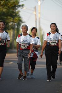 BIB: 7509, 222, 7454
                            <button type="button" onclick="openModal(6387726)" class="btn btn-primary btn-sm float-right btn-popup" data-toggle="modal" data-target=".modal-high-quality">
                        <i class="fas fa-shopping-cart"></i> Add to Cart
                    </button>
                                            <button type="button" onclick="isThisMe(6387726, true)" class="btn btn-success btn-sm float-right btn-popup btn-isme hidden" data-toggle="tooltip" data-placement="bottom" title="นี่คือรูปของคุณใช่ไหม คลิกที่นี่เพื่อเอาเข้าอัลบั้ม">
                        <i class="fas fa-plus"></i> Add to album
                    </button>
                    <button type="button" onclick="isThisMe(6387726, false)" class="btn btn-warning btn-sm float-right btn-popup btn-isnotme hidden">
                        <i class="fas fa-ban"></i> Remove from album
                    </button>