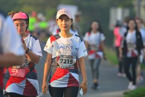 BIB: 7215
                            <button type="button" onclick="openModal(6414773)" class="btn btn-primary btn-sm float-right btn-popup" data-toggle="modal" data-target=".modal-high-quality">
                        <i class="fas fa-shopping-cart"></i> Add to Cart
                    </button>
                                            <button type="button" onclick="isThisMe(6414773, true)" class="btn btn-success btn-sm float-right btn-popup btn-isme hidden" data-toggle="tooltip" data-placement="bottom" title="นี่คือรูปของคุณใช่ไหม คลิกที่นี่เพื่อเอาเข้าอัลบั้ม">
                        <i class="fas fa-plus"></i> Add to album
                    </button>
                    <button type="button" onclick="isThisMe(6414773, false)" class="btn btn-warning btn-sm float-right btn-popup btn-isnotme hidden">
                        <i class="fas fa-ban"></i> Remove from album
                    </button>