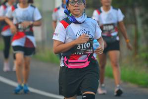 BIB: 3100, 128
                            <button type="button" onclick="openModal(6403698)" class="btn btn-primary btn-sm float-right btn-popup" data-toggle="modal" data-target=".modal-high-quality">
                        <i class="fas fa-shopping-cart"></i> Add to Cart
                    </button>
                                            <button type="button" onclick="isThisMe(6403698, true)" class="btn btn-success btn-sm float-right btn-popup btn-isme hidden" data-toggle="tooltip" data-placement="bottom" title="นี่คือรูปของคุณใช่ไหม คลิกที่นี่เพื่อเอาเข้าอัลบั้ม">
                        <i class="fas fa-plus"></i> Add to album
                    </button>
                    <button type="button" onclick="isThisMe(6403698, false)" class="btn btn-warning btn-sm float-right btn-popup btn-isnotme hidden">
                        <i class="fas fa-ban"></i> Remove from album
                    </button>