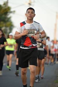 BIB: 353
                            <button type="button" onclick="openModal(6382335)" class="btn btn-primary btn-sm float-right btn-popup" data-toggle="modal" data-target=".modal-high-quality">
                        <i class="fas fa-shopping-cart"></i> Add to Cart
                    </button>
                                            <button type="button" onclick="isThisMe(6382335, true)" class="btn btn-success btn-sm float-right btn-popup btn-isme hidden" data-toggle="tooltip" data-placement="bottom" title="นี่คือรูปของคุณใช่ไหม คลิกที่นี่เพื่อเอาเข้าอัลบั้ม">
                        <i class="fas fa-plus"></i> Add to album
                    </button>
                    <button type="button" onclick="isThisMe(6382335, false)" class="btn btn-warning btn-sm float-right btn-popup btn-isnotme hidden">
                        <i class="fas fa-ban"></i> Remove from album
                    </button>