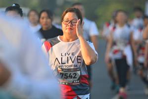 BIB: 7542
                            <button type="button" onclick="openModal(6415895)" class="btn btn-primary btn-sm float-right btn-popup" data-toggle="modal" data-target=".modal-high-quality">
                        <i class="fas fa-shopping-cart"></i> Add to Cart
                    </button>
                                            <button type="button" onclick="isThisMe(6415895, true)" class="btn btn-success btn-sm float-right btn-popup btn-isme hidden" data-toggle="tooltip" data-placement="bottom" title="นี่คือรูปของคุณใช่ไหม คลิกที่นี่เพื่อเอาเข้าอัลบั้ม">
                        <i class="fas fa-plus"></i> Add to album
                    </button>
                    <button type="button" onclick="isThisMe(6415895, false)" class="btn btn-warning btn-sm float-right btn-popup btn-isnotme hidden">
                        <i class="fas fa-ban"></i> Remove from album
                    </button>