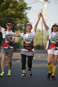 BIB: 7900, 790, 7899
                            <button type="button" onclick="openModal(6387765)" class="btn btn-primary btn-sm float-right btn-popup" data-toggle="modal" data-target=".modal-high-quality">
                        <i class="fas fa-shopping-cart"></i> Add to Cart
                    </button>
                                            <button type="button" onclick="isThisMe(6387765, true)" class="btn btn-success btn-sm float-right btn-popup btn-isme hidden" data-toggle="tooltip" data-placement="bottom" title="นี่คือรูปของคุณใช่ไหม คลิกที่นี่เพื่อเอาเข้าอัลบั้ม">
                        <i class="fas fa-plus"></i> Add to album
                    </button>
                    <button type="button" onclick="isThisMe(6387765, false)" class="btn btn-warning btn-sm float-right btn-popup btn-isnotme hidden">
                        <i class="fas fa-ban"></i> Remove from album
                    </button>