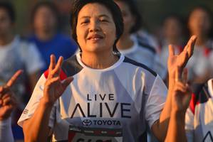 BIB: 201
                            <button type="button" onclick="openModal(6413333)" class="btn btn-primary btn-sm float-right btn-popup" data-toggle="modal" data-target=".modal-high-quality">
                        <i class="fas fa-shopping-cart"></i> Add to Cart
                    </button>
                                            <button type="button" onclick="isThisMe(6413333, true)" class="btn btn-success btn-sm float-right btn-popup btn-isme hidden" data-toggle="tooltip" data-placement="bottom" title="นี่คือรูปของคุณใช่ไหม คลิกที่นี่เพื่อเอาเข้าอัลบั้ม">
                        <i class="fas fa-plus"></i> Add to album
                    </button>
                    <button type="button" onclick="isThisMe(6413333, false)" class="btn btn-warning btn-sm float-right btn-popup btn-isnotme hidden">
                        <i class="fas fa-ban"></i> Remove from album
                    </button>