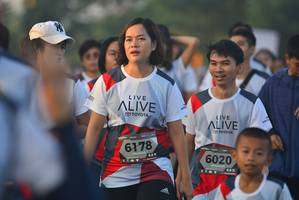 BIB: 6178, 6020
                            <button type="button" onclick="openModal(6413249)" class="btn btn-primary btn-sm float-right btn-popup" data-toggle="modal" data-target=".modal-high-quality">
                        <i class="fas fa-shopping-cart"></i> Add to Cart
                    </button>
                                            <button type="button" onclick="isThisMe(6413249, true)" class="btn btn-success btn-sm float-right btn-popup btn-isme hidden" data-toggle="tooltip" data-placement="bottom" title="นี่คือรูปของคุณใช่ไหม คลิกที่นี่เพื่อเอาเข้าอัลบั้ม">
                        <i class="fas fa-plus"></i> Add to album
                    </button>
                    <button type="button" onclick="isThisMe(6413249, false)" class="btn btn-warning btn-sm float-right btn-popup btn-isnotme hidden">
                        <i class="fas fa-ban"></i> Remove from album
                    </button>