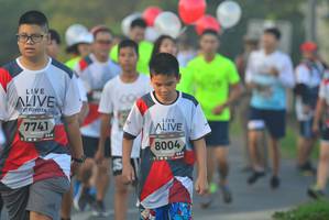 BIB: 7741, 8004
                            <button type="button" onclick="openModal(6415800)" class="btn btn-primary btn-sm float-right btn-popup" data-toggle="modal" data-target=".modal-high-quality">
                        <i class="fas fa-shopping-cart"></i> Add to Cart
                    </button>
                                            <button type="button" onclick="isThisMe(6415800, true)" class="btn btn-success btn-sm float-right btn-popup btn-isme hidden" data-toggle="tooltip" data-placement="bottom" title="นี่คือรูปของคุณใช่ไหม คลิกที่นี่เพื่อเอาเข้าอัลบั้ม">
                        <i class="fas fa-plus"></i> Add to album
                    </button>
                    <button type="button" onclick="isThisMe(6415800, false)" class="btn btn-warning btn-sm float-right btn-popup btn-isnotme hidden">
                        <i class="fas fa-ban"></i> Remove from album
                    </button>