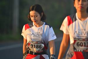 BIB: 601, 7186
                            <button type="button" onclick="openModal(6414069)" class="btn btn-primary btn-sm float-right btn-popup" data-toggle="modal" data-target=".modal-high-quality">
                        <i class="fas fa-shopping-cart"></i> Add to Cart
                    </button>
                                            <button type="button" onclick="isThisMe(6414069, true)" class="btn btn-success btn-sm float-right btn-popup btn-isme hidden" data-toggle="tooltip" data-placement="bottom" title="นี่คือรูปของคุณใช่ไหม คลิกที่นี่เพื่อเอาเข้าอัลบั้ม">
                        <i class="fas fa-plus"></i> Add to album
                    </button>
                    <button type="button" onclick="isThisMe(6414069, false)" class="btn btn-warning btn-sm float-right btn-popup btn-isnotme hidden">
                        <i class="fas fa-ban"></i> Remove from album
                    </button>