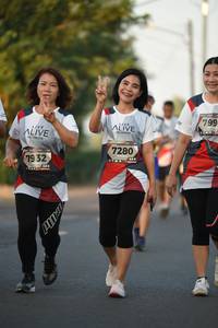 BIB: 799, 7280, 932
                            <button type="button" onclick="openModal(6382866)" class="btn btn-primary btn-sm float-right btn-popup" data-toggle="modal" data-target=".modal-high-quality">
                        <i class="fas fa-shopping-cart"></i> Add to Cart
                    </button>
                                            <button type="button" onclick="isThisMe(6382866, true)" class="btn btn-success btn-sm float-right btn-popup btn-isme hidden" data-toggle="tooltip" data-placement="bottom" title="นี่คือรูปของคุณใช่ไหม คลิกที่นี่เพื่อเอาเข้าอัลบั้ม">
                        <i class="fas fa-plus"></i> Add to album
                    </button>
                    <button type="button" onclick="isThisMe(6382866, false)" class="btn btn-warning btn-sm float-right btn-popup btn-isnotme hidden">
                        <i class="fas fa-ban"></i> Remove from album
                    </button>