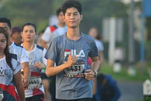 BIB: 0431, 445
                            <button type="button" onclick="openModal(6413159)" class="btn btn-primary btn-sm float-right btn-popup" data-toggle="modal" data-target=".modal-high-quality">
                        <i class="fas fa-shopping-cart"></i> Add to Cart
                    </button>
                                            <button type="button" onclick="isThisMe(6413159, true)" class="btn btn-success btn-sm float-right btn-popup btn-isme hidden" data-toggle="tooltip" data-placement="bottom" title="นี่คือรูปของคุณใช่ไหม คลิกที่นี่เพื่อเอาเข้าอัลบั้ม">
                        <i class="fas fa-plus"></i> Add to album
                    </button>
                    <button type="button" onclick="isThisMe(6413159, false)" class="btn btn-warning btn-sm float-right btn-popup btn-isnotme hidden">
                        <i class="fas fa-ban"></i> Remove from album
                    </button>