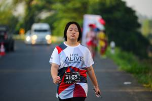 BIB: 3163
                            <button type="button" onclick="openModal(6388115)" class="btn btn-primary btn-sm float-right btn-popup" data-toggle="modal" data-target=".modal-high-quality">
                        <i class="fas fa-shopping-cart"></i> Add to Cart
                    </button>
                                            <button type="button" onclick="isThisMe(6388115, true)" class="btn btn-success btn-sm float-right btn-popup btn-isme hidden" data-toggle="tooltip" data-placement="bottom" title="นี่คือรูปของคุณใช่ไหม คลิกที่นี่เพื่อเอาเข้าอัลบั้ม">
                        <i class="fas fa-plus"></i> Add to album
                    </button>
                    <button type="button" onclick="isThisMe(6388115, false)" class="btn btn-warning btn-sm float-right btn-popup btn-isnotme hidden">
                        <i class="fas fa-ban"></i> Remove from album
                    </button>