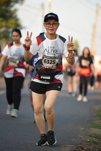 BIB: 6325
                            <button type="button" onclick="openModal(6385785)" class="btn btn-primary btn-sm float-right btn-popup" data-toggle="modal" data-target=".modal-high-quality">
                        <i class="fas fa-shopping-cart"></i> Add to Cart
                    </button>
                                            <button type="button" onclick="isThisMe(6385785, true)" class="btn btn-success btn-sm float-right btn-popup btn-isme hidden" data-toggle="tooltip" data-placement="bottom" title="นี่คือรูปของคุณใช่ไหม คลิกที่นี่เพื่อเอาเข้าอัลบั้ม">
                        <i class="fas fa-plus"></i> Add to album
                    </button>
                    <button type="button" onclick="isThisMe(6385785, false)" class="btn btn-warning btn-sm float-right btn-popup btn-isnotme hidden">
                        <i class="fas fa-ban"></i> Remove from album
                    </button>