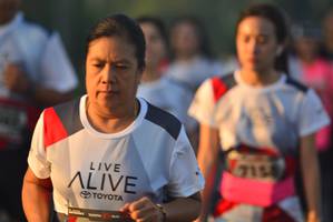 BIB: 715
                            <button type="button" onclick="openModal(6404791)" class="btn btn-primary btn-sm float-right btn-popup" data-toggle="modal" data-target=".modal-high-quality">
                        <i class="fas fa-shopping-cart"></i> Add to Cart
                    </button>
                                            <button type="button" onclick="isThisMe(6404791, true)" class="btn btn-success btn-sm float-right btn-popup btn-isme hidden" data-toggle="tooltip" data-placement="bottom" title="นี่คือรูปของคุณใช่ไหม คลิกที่นี่เพื่อเอาเข้าอัลบั้ม">
                        <i class="fas fa-plus"></i> Add to album
                    </button>
                    <button type="button" onclick="isThisMe(6404791, false)" class="btn btn-warning btn-sm float-right btn-popup btn-isnotme hidden">
                        <i class="fas fa-ban"></i> Remove from album
                    </button>