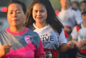 BIB: 
                            <button type="button" onclick="openModal(6413400)" class="btn btn-primary btn-sm float-right btn-popup" data-toggle="modal" data-target=".modal-high-quality">
                        <i class="fas fa-shopping-cart"></i> Add to Cart
                    </button>
                                            <button type="button" onclick="isThisMe(6413400, true)" class="btn btn-success btn-sm float-right btn-popup btn-isme hidden" data-toggle="tooltip" data-placement="bottom" title="นี่คือรูปของคุณใช่ไหม คลิกที่นี่เพื่อเอาเข้าอัลบั้ม">
                        <i class="fas fa-plus"></i> Add to album
                    </button>
                    <button type="button" onclick="isThisMe(6413400, false)" class="btn btn-warning btn-sm float-right btn-popup btn-isnotme hidden">
                        <i class="fas fa-ban"></i> Remove from album
                    </button>