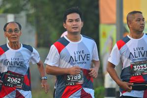 BIB: 3033, 2062, 3789, 128
                            <button type="button" onclick="openModal(6403444)" class="btn btn-primary btn-sm float-right btn-popup" data-toggle="modal" data-target=".modal-high-quality">
                        <i class="fas fa-shopping-cart"></i> Add to Cart
                    </button>
                                            <button type="button" onclick="isThisMe(6403444, true)" class="btn btn-success btn-sm float-right btn-popup btn-isme hidden" data-toggle="tooltip" data-placement="bottom" title="นี่คือรูปของคุณใช่ไหม คลิกที่นี่เพื่อเอาเข้าอัลบั้ม">
                        <i class="fas fa-plus"></i> Add to album
                    </button>
                    <button type="button" onclick="isThisMe(6403444, false)" class="btn btn-warning btn-sm float-right btn-popup btn-isnotme hidden">
                        <i class="fas fa-ban"></i> Remove from album
                    </button>