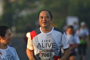 BIB: 7061
                            <button type="button" onclick="openModal(6416639)" class="btn btn-primary btn-sm float-right btn-popup" data-toggle="modal" data-target=".modal-high-quality">
                        <i class="fas fa-shopping-cart"></i> Add to Cart
                    </button>
                                            <button type="button" onclick="isThisMe(6416639, true)" class="btn btn-success btn-sm float-right btn-popup btn-isme hidden" data-toggle="tooltip" data-placement="bottom" title="นี่คือรูปของคุณใช่ไหม คลิกที่นี่เพื่อเอาเข้าอัลบั้ม">
                        <i class="fas fa-plus"></i> Add to album
                    </button>
                    <button type="button" onclick="isThisMe(6416639, false)" class="btn btn-warning btn-sm float-right btn-popup btn-isnotme hidden">
                        <i class="fas fa-ban"></i> Remove from album
                    </button>