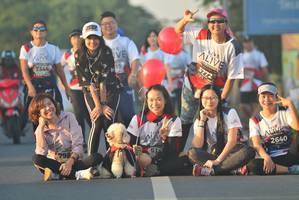 BIB: 3772, 7344, 2640, 7982
                            <button type="button" onclick="openModal(6417851)" class="btn btn-primary btn-sm float-right btn-popup" data-toggle="modal" data-target=".modal-high-quality">
                        <i class="fas fa-shopping-cart"></i> Add to Cart
                    </button>
                                            <button type="button" onclick="isThisMe(6417851, true)" class="btn btn-success btn-sm float-right btn-popup btn-isme hidden" data-toggle="tooltip" data-placement="bottom" title="นี่คือรูปของคุณใช่ไหม คลิกที่นี่เพื่อเอาเข้าอัลบั้ม">
                        <i class="fas fa-plus"></i> Add to album
                    </button>
                    <button type="button" onclick="isThisMe(6417851, false)" class="btn btn-warning btn-sm float-right btn-popup btn-isnotme hidden">
                        <i class="fas fa-ban"></i> Remove from album
                    </button>