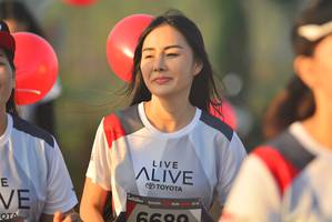 BIB: 6680
                            <button type="button" onclick="openModal(6418030)" class="btn btn-primary btn-sm float-right btn-popup" data-toggle="modal" data-target=".modal-high-quality">
                        <i class="fas fa-shopping-cart"></i> Add to Cart
                    </button>
                                            <button type="button" onclick="isThisMe(6418030, true)" class="btn btn-success btn-sm float-right btn-popup btn-isme hidden" data-toggle="tooltip" data-placement="bottom" title="นี่คือรูปของคุณใช่ไหม คลิกที่นี่เพื่อเอาเข้าอัลบั้ม">
                        <i class="fas fa-plus"></i> Add to album
                    </button>
                    <button type="button" onclick="isThisMe(6418030, false)" class="btn btn-warning btn-sm float-right btn-popup btn-isnotme hidden">
                        <i class="fas fa-ban"></i> Remove from album
                    </button>