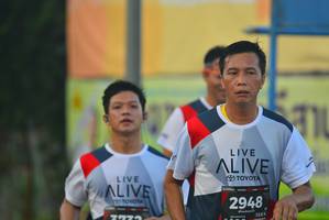 BIB: 2948, 128
                            <button type="button" onclick="openModal(6403647)" class="btn btn-primary btn-sm float-right btn-popup" data-toggle="modal" data-target=".modal-high-quality">
                        <i class="fas fa-shopping-cart"></i> Add to Cart
                    </button>
                                            <button type="button" onclick="isThisMe(6403647, true)" class="btn btn-success btn-sm float-right btn-popup btn-isme hidden" data-toggle="tooltip" data-placement="bottom" title="นี่คือรูปของคุณใช่ไหม คลิกที่นี่เพื่อเอาเข้าอัลบั้ม">
                        <i class="fas fa-plus"></i> Add to album
                    </button>
                    <button type="button" onclick="isThisMe(6403647, false)" class="btn btn-warning btn-sm float-right btn-popup btn-isnotme hidden">
                        <i class="fas fa-ban"></i> Remove from album
                    </button>