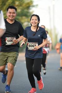 BIB: 606, 6067
                            <button type="button" onclick="openModal(6383523)" class="btn btn-primary btn-sm float-right btn-popup" data-toggle="modal" data-target=".modal-high-quality">
                        <i class="fas fa-shopping-cart"></i> Add to Cart
                    </button>
                                            <button type="button" onclick="isThisMe(6383523, true)" class="btn btn-success btn-sm float-right btn-popup btn-isme hidden" data-toggle="tooltip" data-placement="bottom" title="นี่คือรูปของคุณใช่ไหม คลิกที่นี่เพื่อเอาเข้าอัลบั้ม">
                        <i class="fas fa-plus"></i> Add to album
                    </button>
                    <button type="button" onclick="isThisMe(6383523, false)" class="btn btn-warning btn-sm float-right btn-popup btn-isnotme hidden">
                        <i class="fas fa-ban"></i> Remove from album
                    </button>