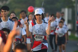 BIB: 6354, 453
                            <button type="button" onclick="openModal(6412880)" class="btn btn-primary btn-sm float-right btn-popup" data-toggle="modal" data-target=".modal-high-quality">
                        <i class="fas fa-shopping-cart"></i> Add to Cart
                    </button>
                                            <button type="button" onclick="isThisMe(6412880, true)" class="btn btn-success btn-sm float-right btn-popup btn-isme hidden" data-toggle="tooltip" data-placement="bottom" title="นี่คือรูปของคุณใช่ไหม คลิกที่นี่เพื่อเอาเข้าอัลบั้ม">
                        <i class="fas fa-plus"></i> Add to album
                    </button>
                    <button type="button" onclick="isThisMe(6412880, false)" class="btn btn-warning btn-sm float-right btn-popup btn-isnotme hidden">
                        <i class="fas fa-ban"></i> Remove from album
                    </button>