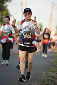 BIB: 6325
                            <button type="button" onclick="openModal(6385784)" class="btn btn-primary btn-sm float-right btn-popup" data-toggle="modal" data-target=".modal-high-quality">
                        <i class="fas fa-shopping-cart"></i> Add to Cart
                    </button>
                                            <button type="button" onclick="isThisMe(6385784, true)" class="btn btn-success btn-sm float-right btn-popup btn-isme hidden" data-toggle="tooltip" data-placement="bottom" title="นี่คือรูปของคุณใช่ไหม คลิกที่นี่เพื่อเอาเข้าอัลบั้ม">
                        <i class="fas fa-plus"></i> Add to album
                    </button>
                    <button type="button" onclick="isThisMe(6385784, false)" class="btn btn-warning btn-sm float-right btn-popup btn-isnotme hidden">
                        <i class="fas fa-ban"></i> Remove from album
                    </button>