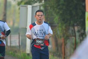 BIB: 3061
                            <button type="button" onclick="openModal(6412233)" class="btn btn-primary btn-sm float-right btn-popup" data-toggle="modal" data-target=".modal-high-quality">
                        <i class="fas fa-shopping-cart"></i> Add to Cart
                    </button>
                                            <button type="button" onclick="isThisMe(6412233, true)" class="btn btn-success btn-sm float-right btn-popup btn-isme hidden" data-toggle="tooltip" data-placement="bottom" title="นี่คือรูปของคุณใช่ไหม คลิกที่นี่เพื่อเอาเข้าอัลบั้ม">
                        <i class="fas fa-plus"></i> Add to album
                    </button>
                    <button type="button" onclick="isThisMe(6412233, false)" class="btn btn-warning btn-sm float-right btn-popup btn-isnotme hidden">
                        <i class="fas fa-ban"></i> Remove from album
                    </button>