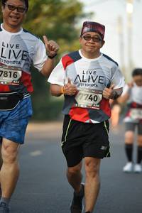 BIB: 7816, 7740
                            <button type="button" onclick="openModal(6385740)" class="btn btn-primary btn-sm float-right btn-popup" data-toggle="modal" data-target=".modal-high-quality">
                        <i class="fas fa-shopping-cart"></i> Add to Cart
                    </button>
                                            <button type="button" onclick="isThisMe(6385740, true)" class="btn btn-success btn-sm float-right btn-popup btn-isme hidden" data-toggle="tooltip" data-placement="bottom" title="นี่คือรูปของคุณใช่ไหม คลิกที่นี่เพื่อเอาเข้าอัลบั้ม">
                        <i class="fas fa-plus"></i> Add to album
                    </button>
                    <button type="button" onclick="isThisMe(6385740, false)" class="btn btn-warning btn-sm float-right btn-popup btn-isnotme hidden">
                        <i class="fas fa-ban"></i> Remove from album
                    </button>