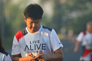 BIB: 
                            <button type="button" onclick="openModal(6416152)" class="btn btn-primary btn-sm float-right btn-popup" data-toggle="modal" data-target=".modal-high-quality">
                        <i class="fas fa-shopping-cart"></i> Add to Cart
                    </button>
                                            <button type="button" onclick="isThisMe(6416152, true)" class="btn btn-success btn-sm float-right btn-popup btn-isme hidden" data-toggle="tooltip" data-placement="bottom" title="นี่คือรูปของคุณใช่ไหม คลิกที่นี่เพื่อเอาเข้าอัลบั้ม">
                        <i class="fas fa-plus"></i> Add to album
                    </button>
                    <button type="button" onclick="isThisMe(6416152, false)" class="btn btn-warning btn-sm float-right btn-popup btn-isnotme hidden">
                        <i class="fas fa-ban"></i> Remove from album
                    </button>